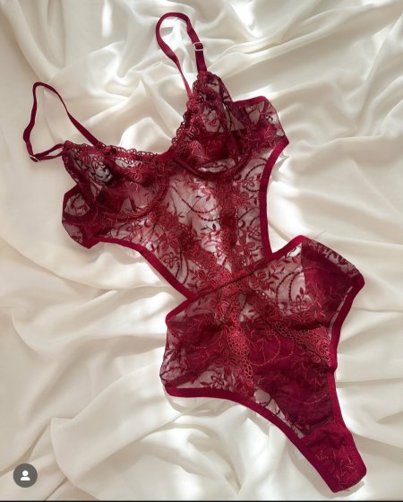 بودي الحب باللون الخمري ♥️